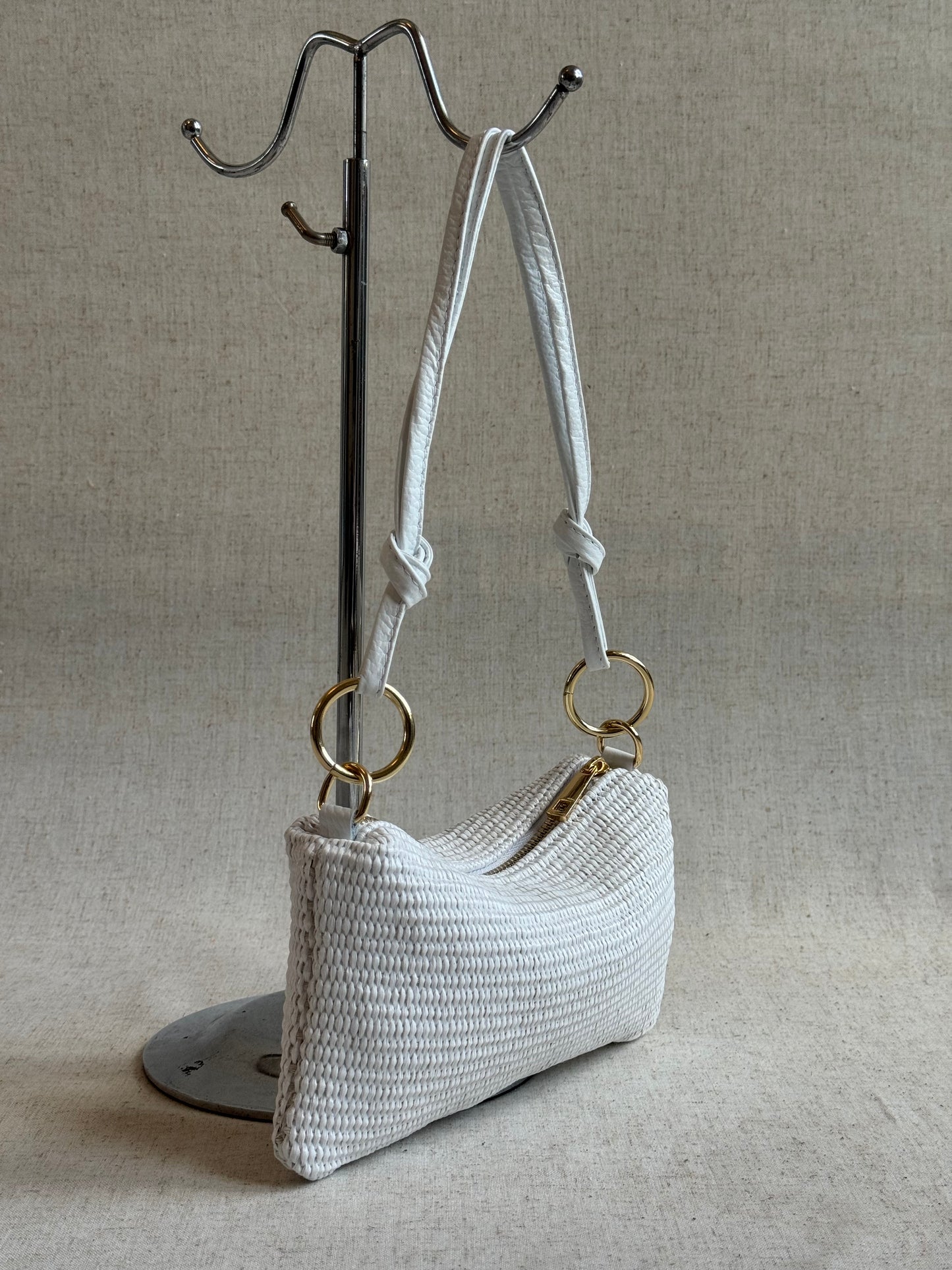 Borsa a spalla Agata - rafia, misura piccola, con tracolla lunga