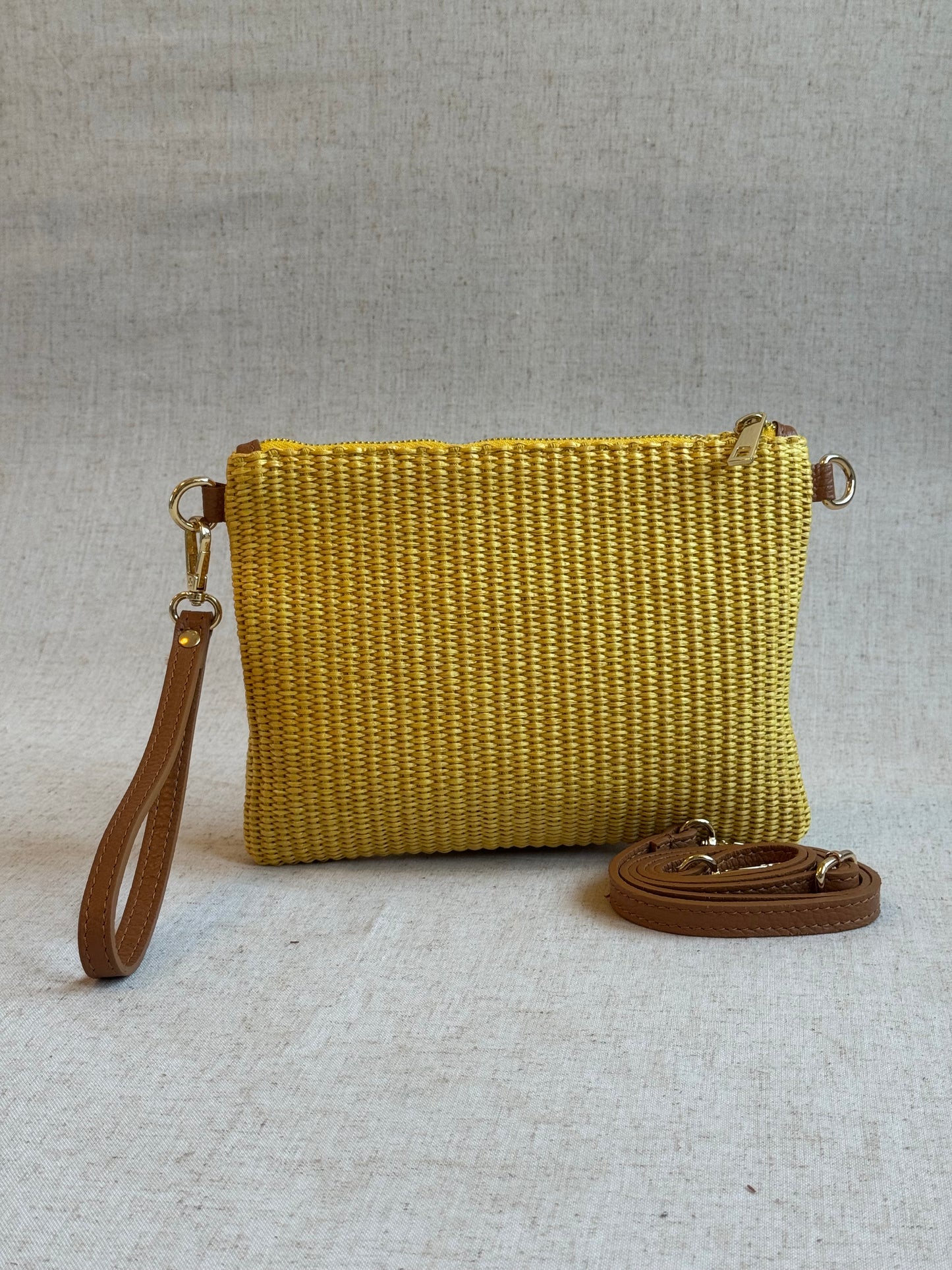 Pochette a mano Letizia - con tracolla lunga
