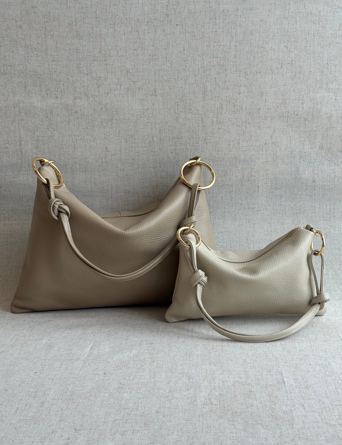 Borsa a spalla Agata - misura piccola, con tracolla lunga