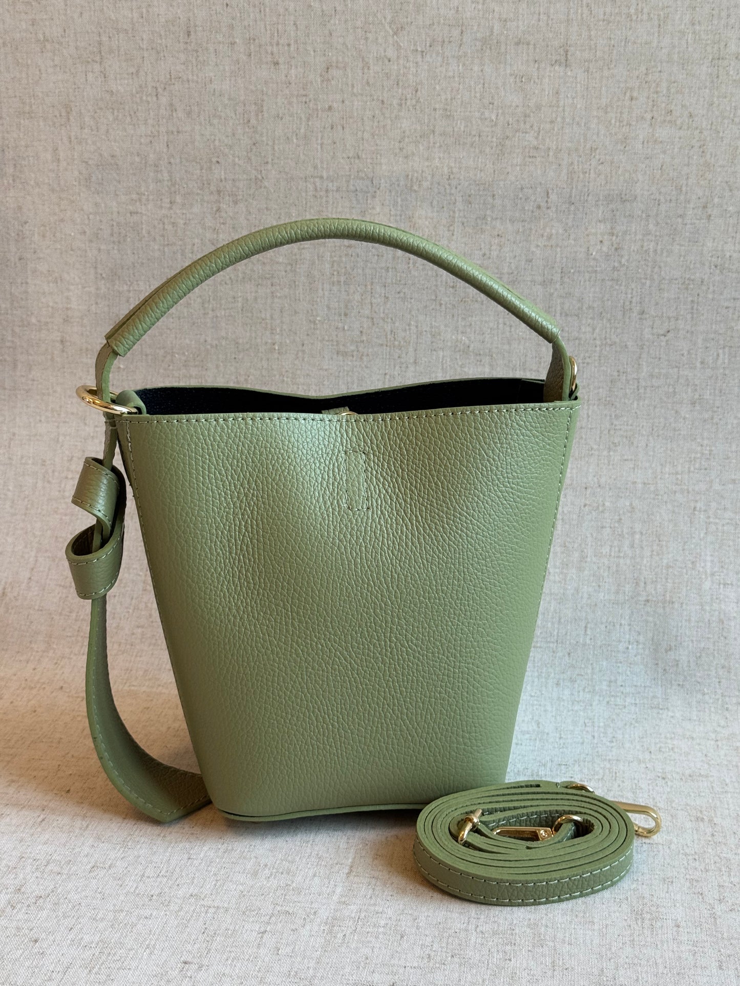 Borsa secchiello Vittoria - con tracolla lunga e pochette