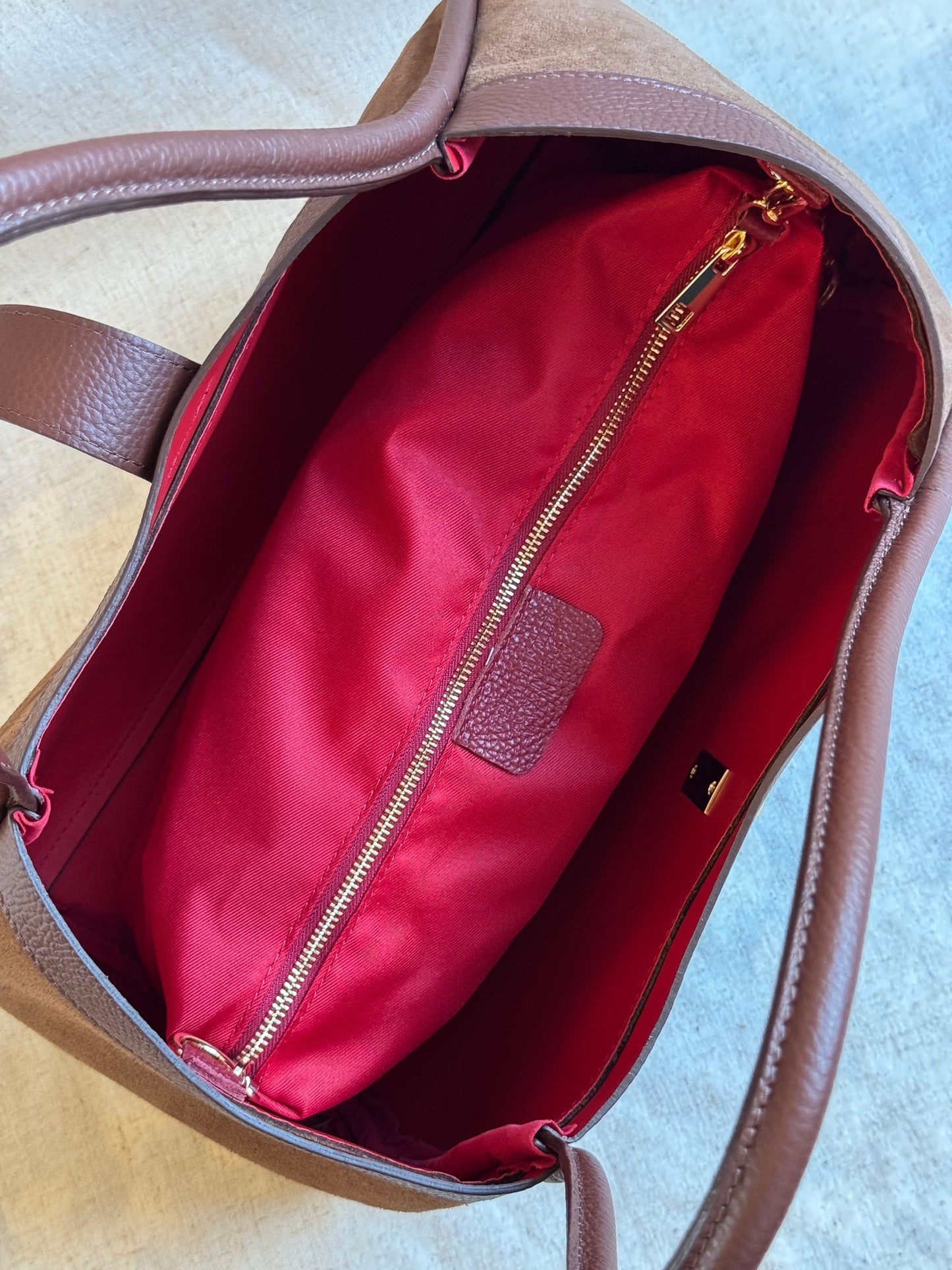 Maxi borsa Carla - camoscio, con tracolla lunga