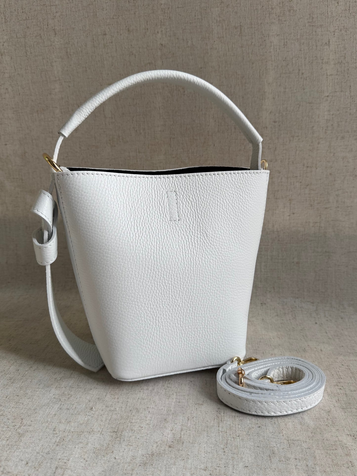 Borsa secchiello Vittoria - con tracolla lunga e pochette