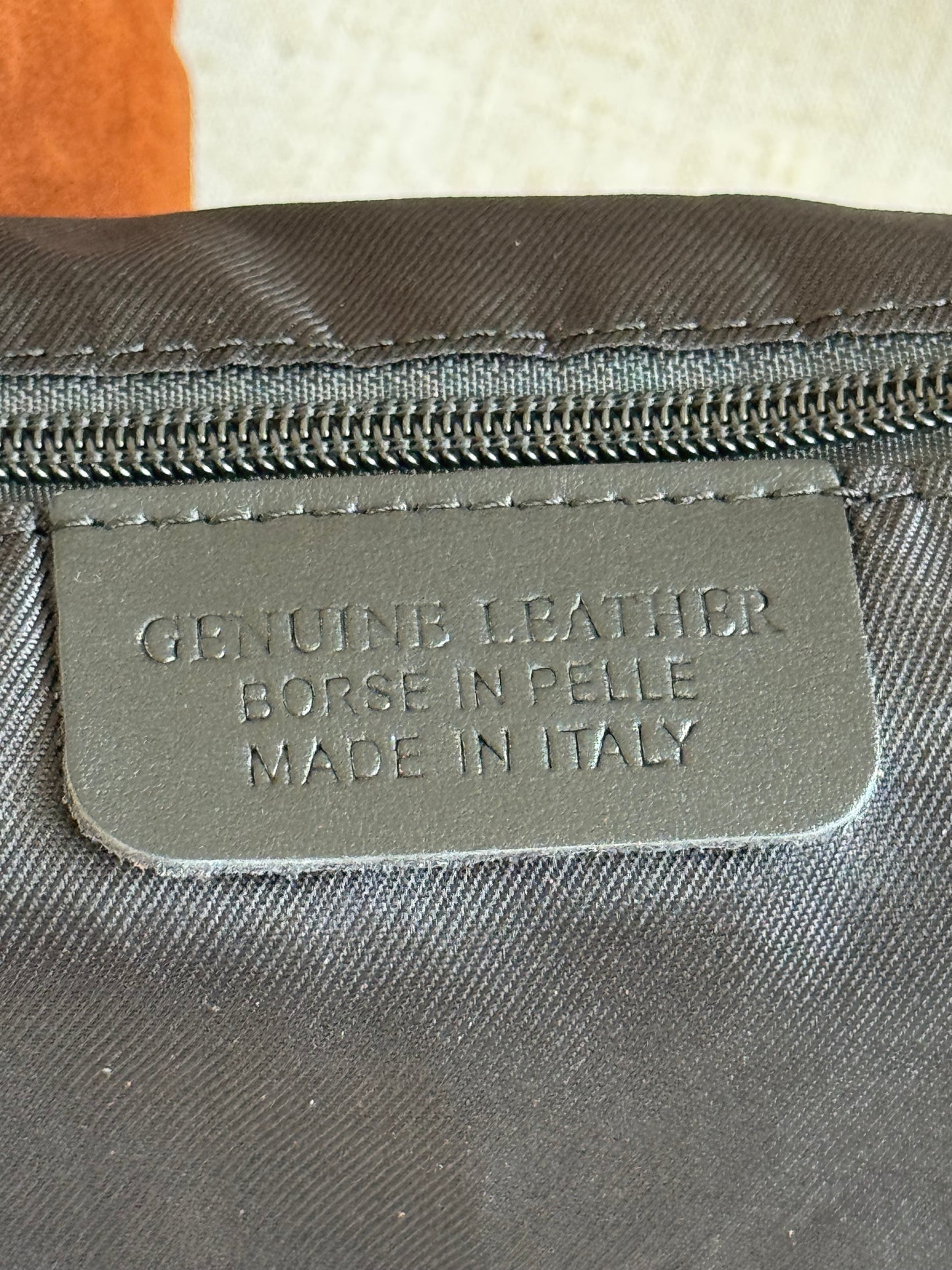 Borsa Gabriella - camoscio, misura piccola con tracolla lunga