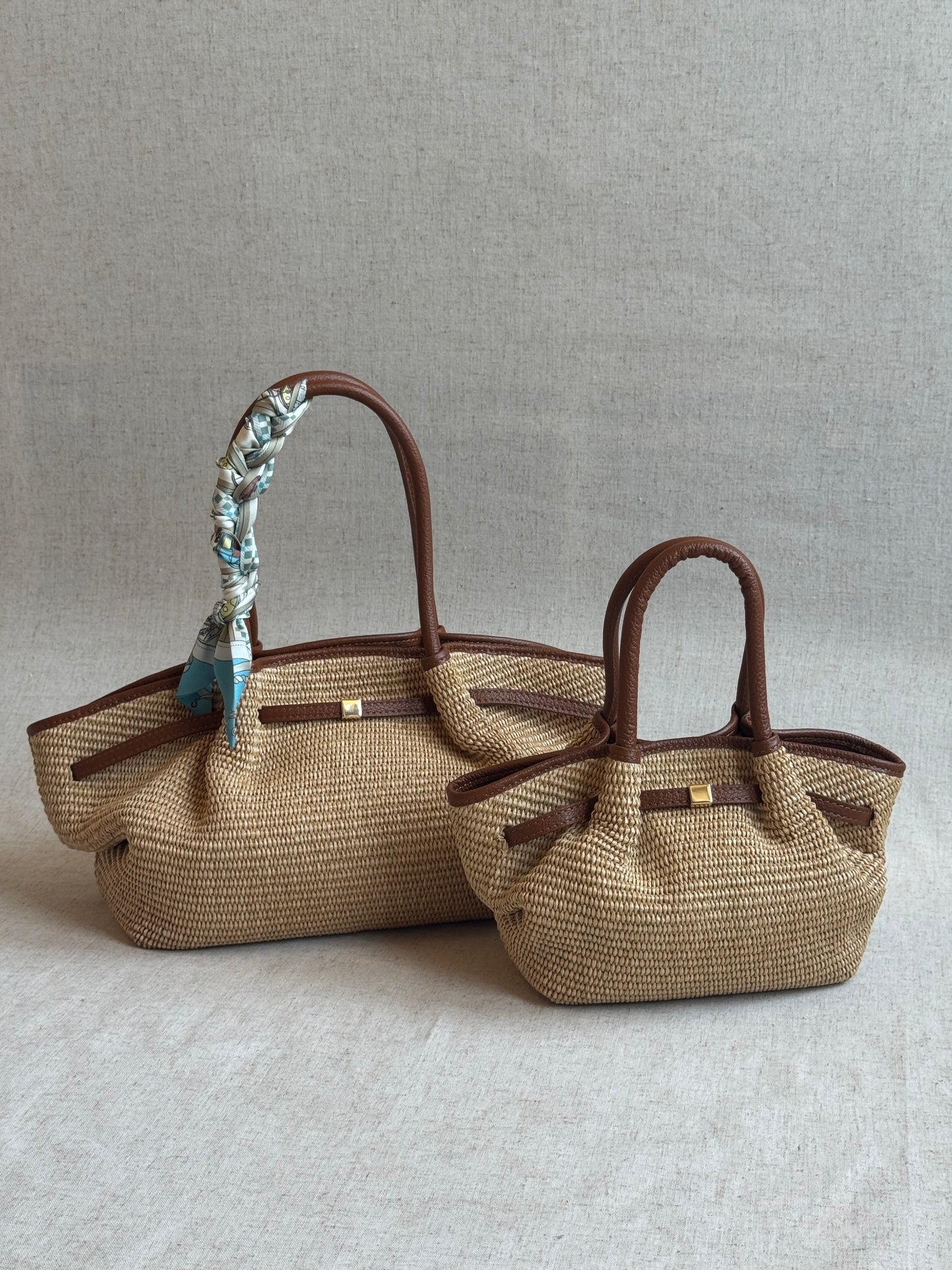 Borsa Laila - rafia, misura piccola, con tracolla lunga