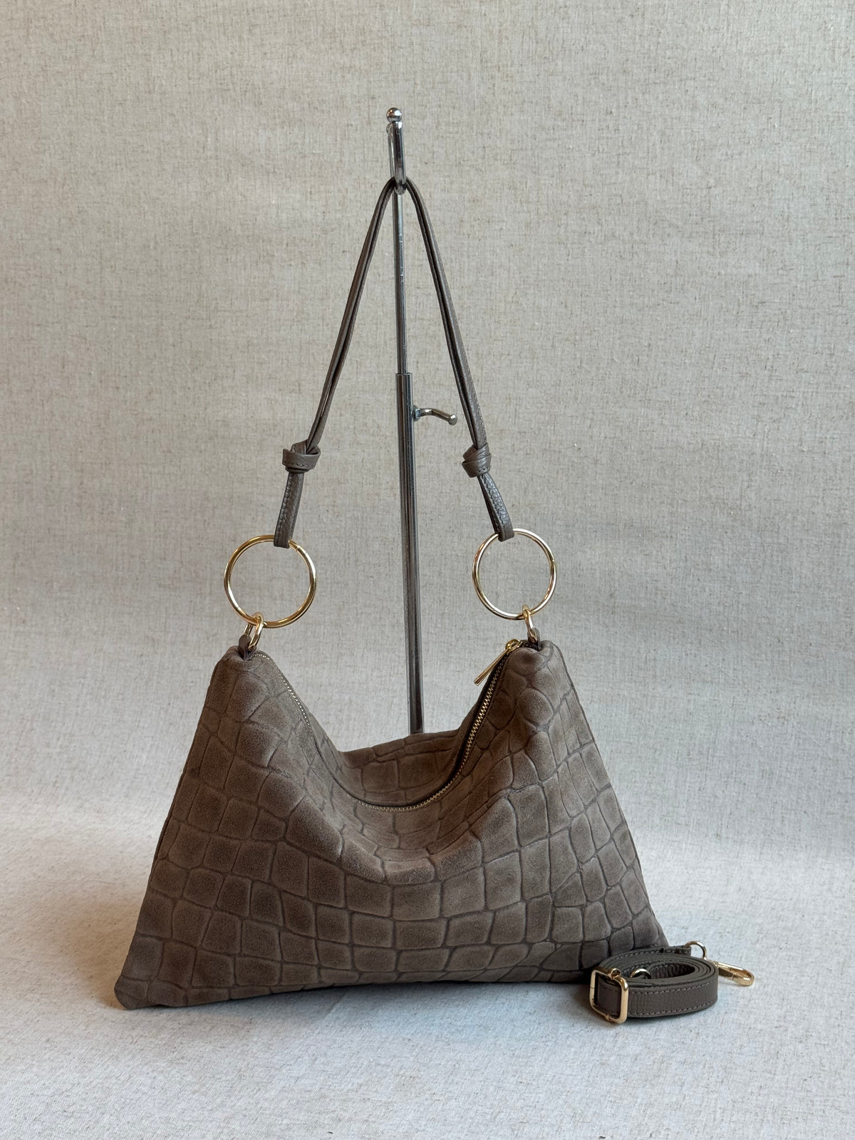 Borsa Agata - camoscio, stampa coccodrillo, con tracolla lunga