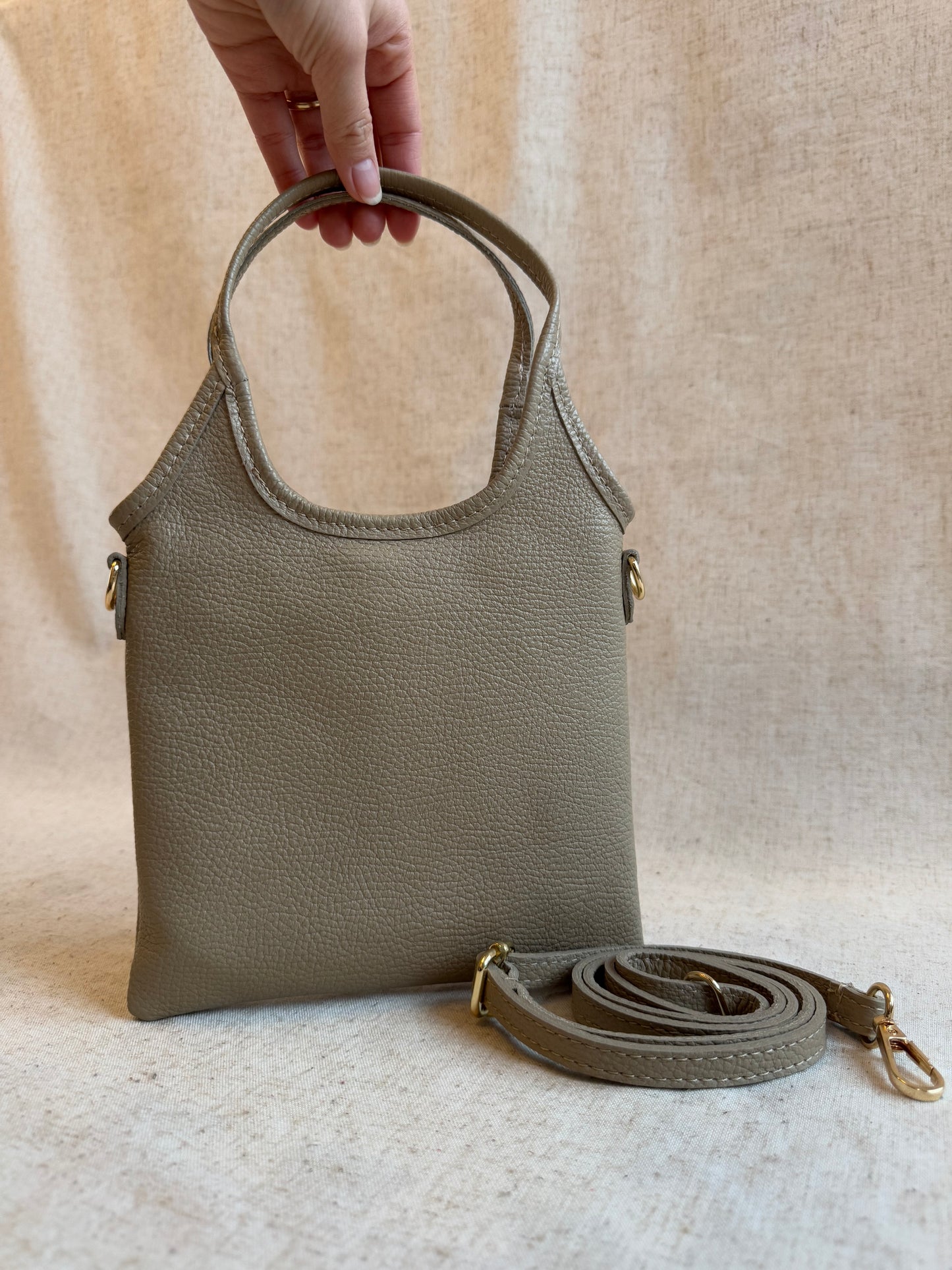 Borsa a mano Evelyn - misura piccola, con tracolla lunga