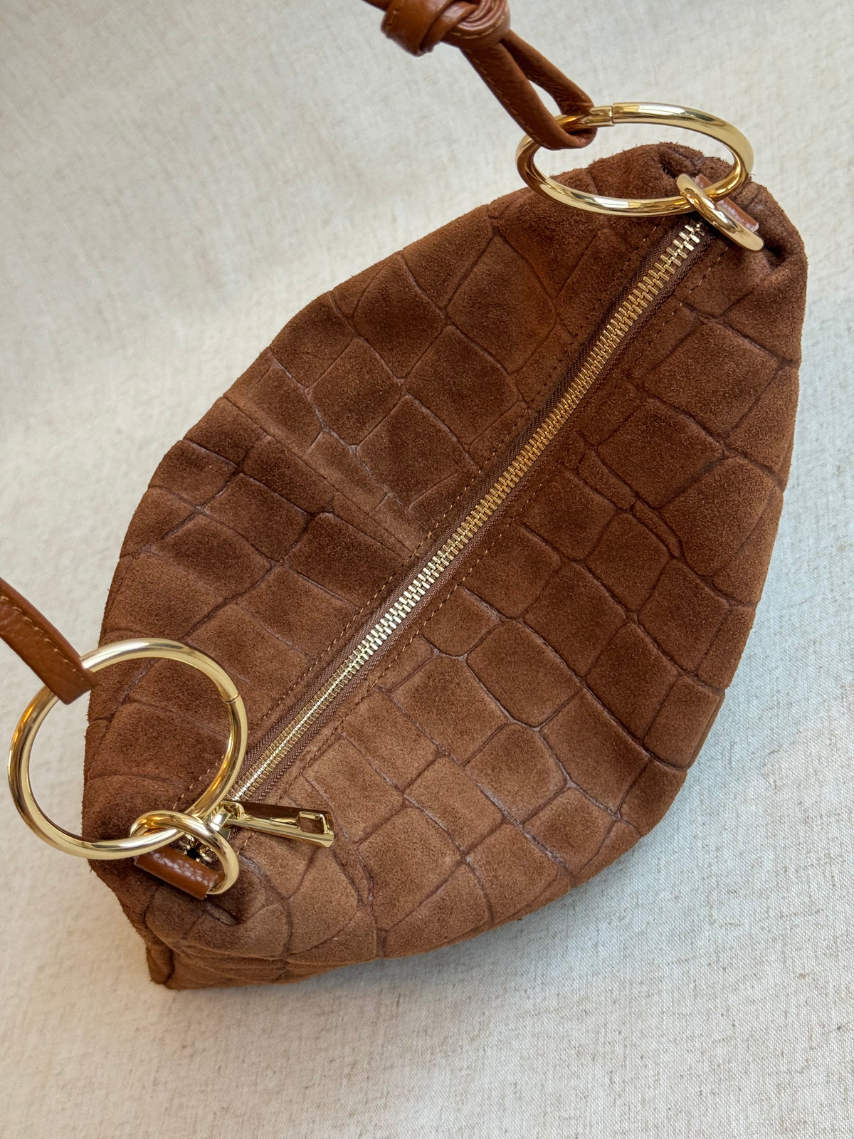 Borsa Agata - camoscio, stampa coccodrillo, con tracolla lunga