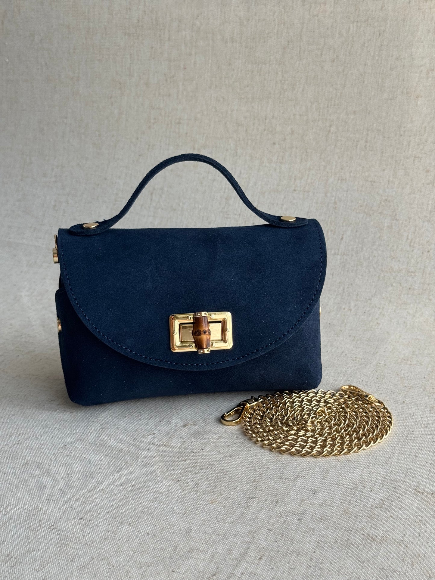 Borsa a mano Lily - camoscio, con tracolla in catena