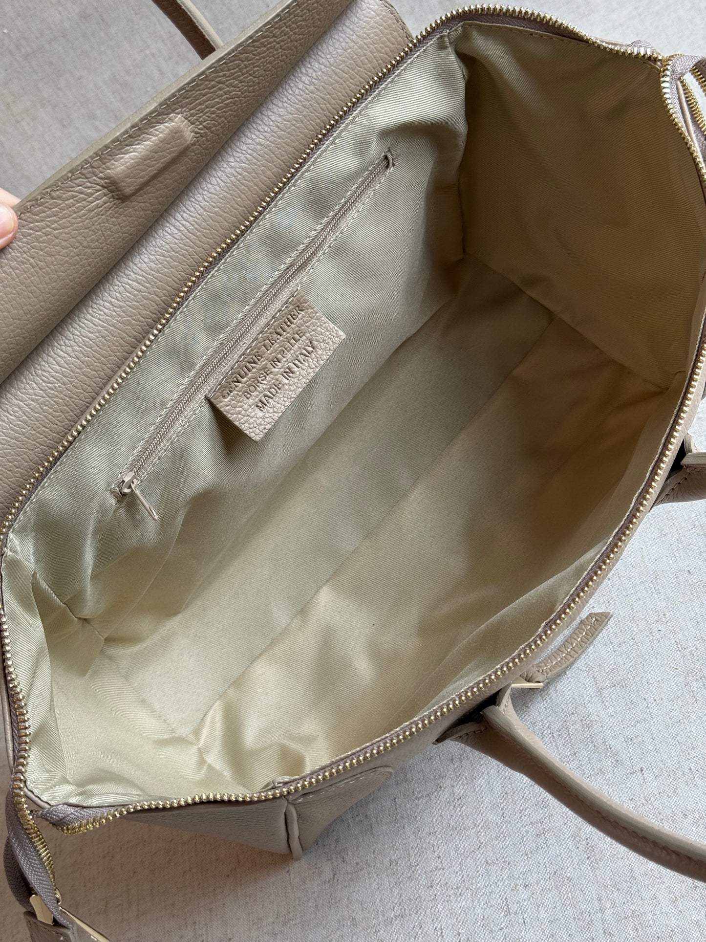 Borsa a mano Vivienne - con tracolla lunga