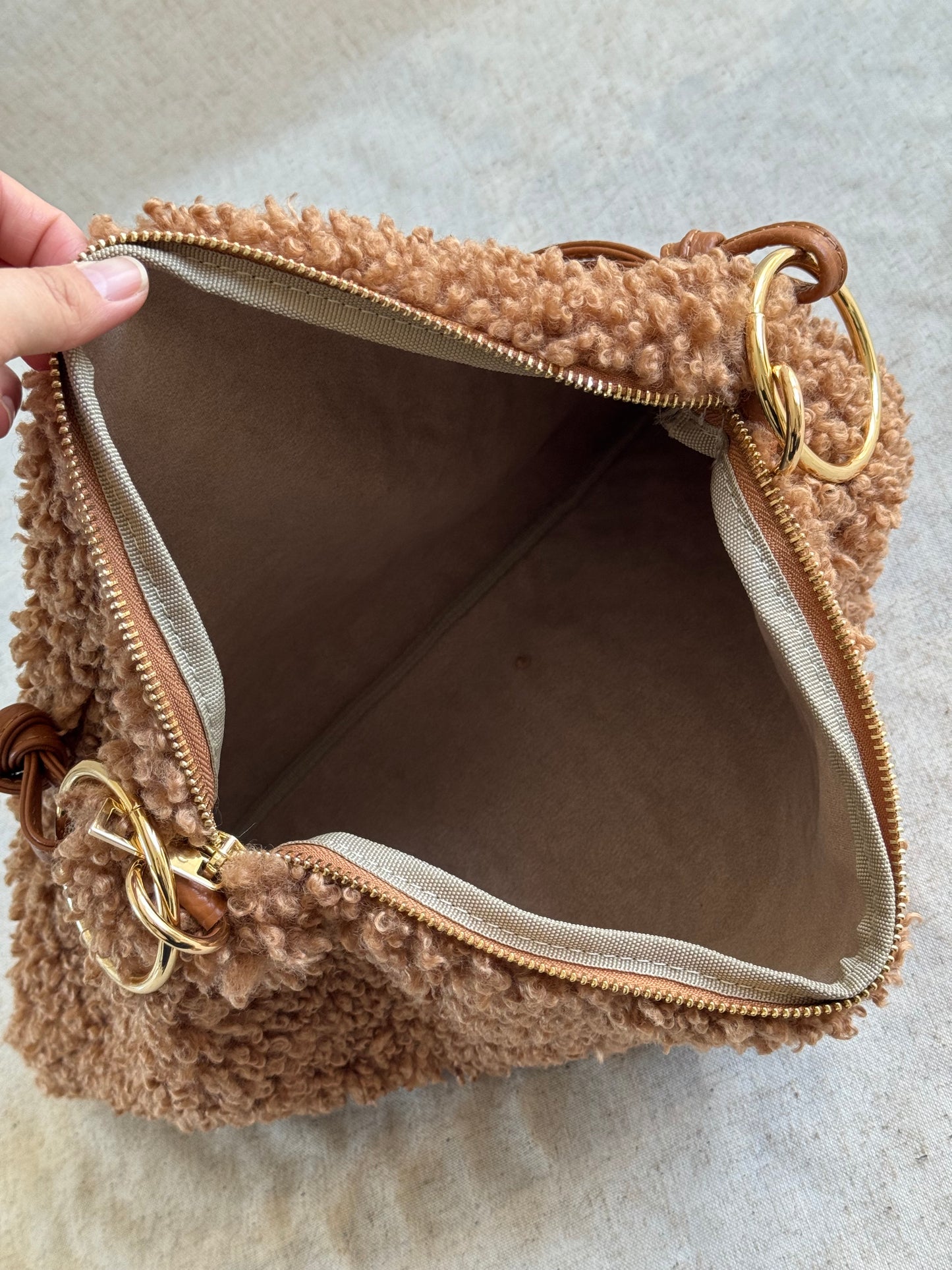 Borsa a spalla Agata - Teddy, con tracolla lunga