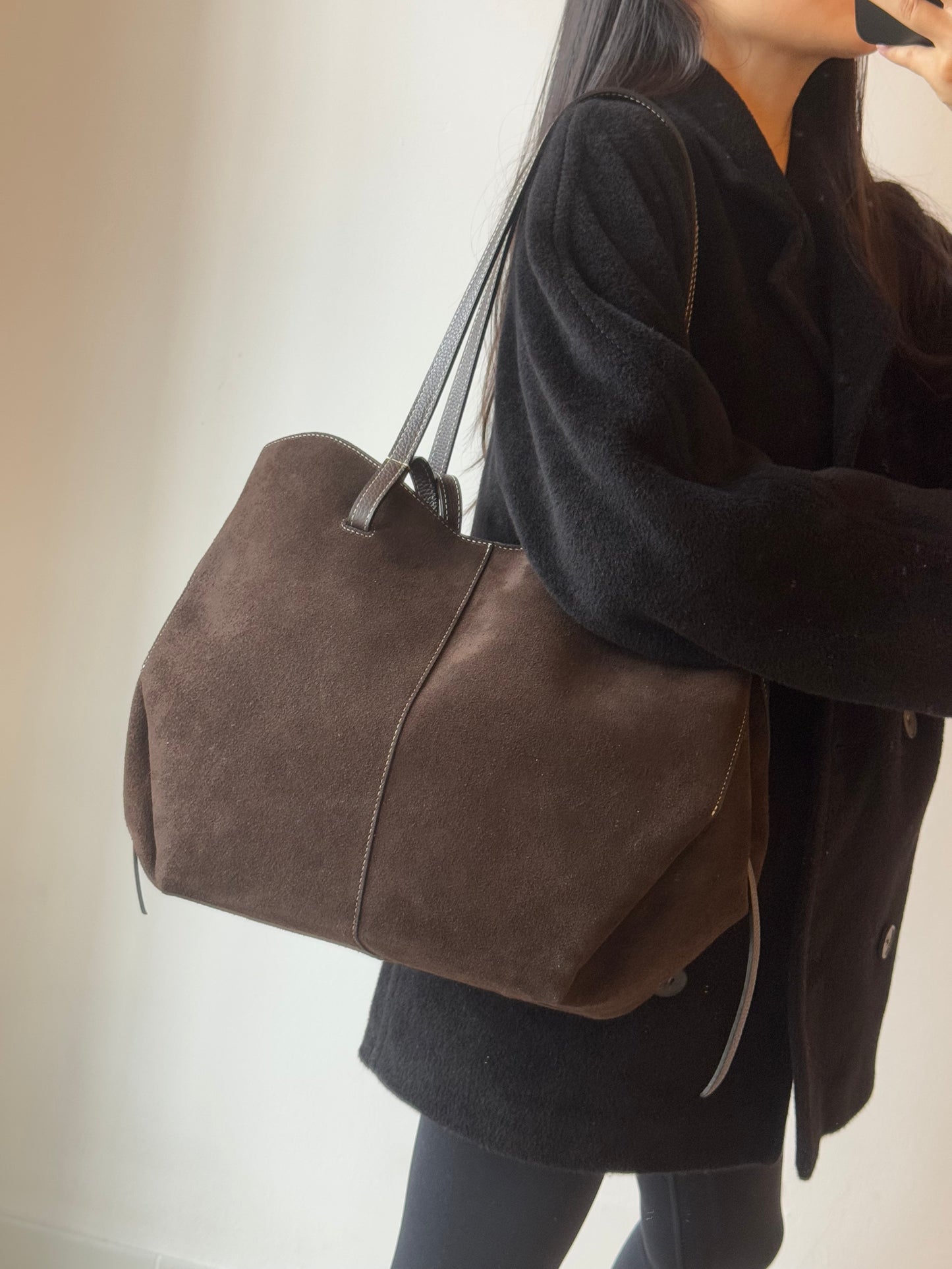 Borsa a spalla Sofia - misura grande in camoscio, con pochette