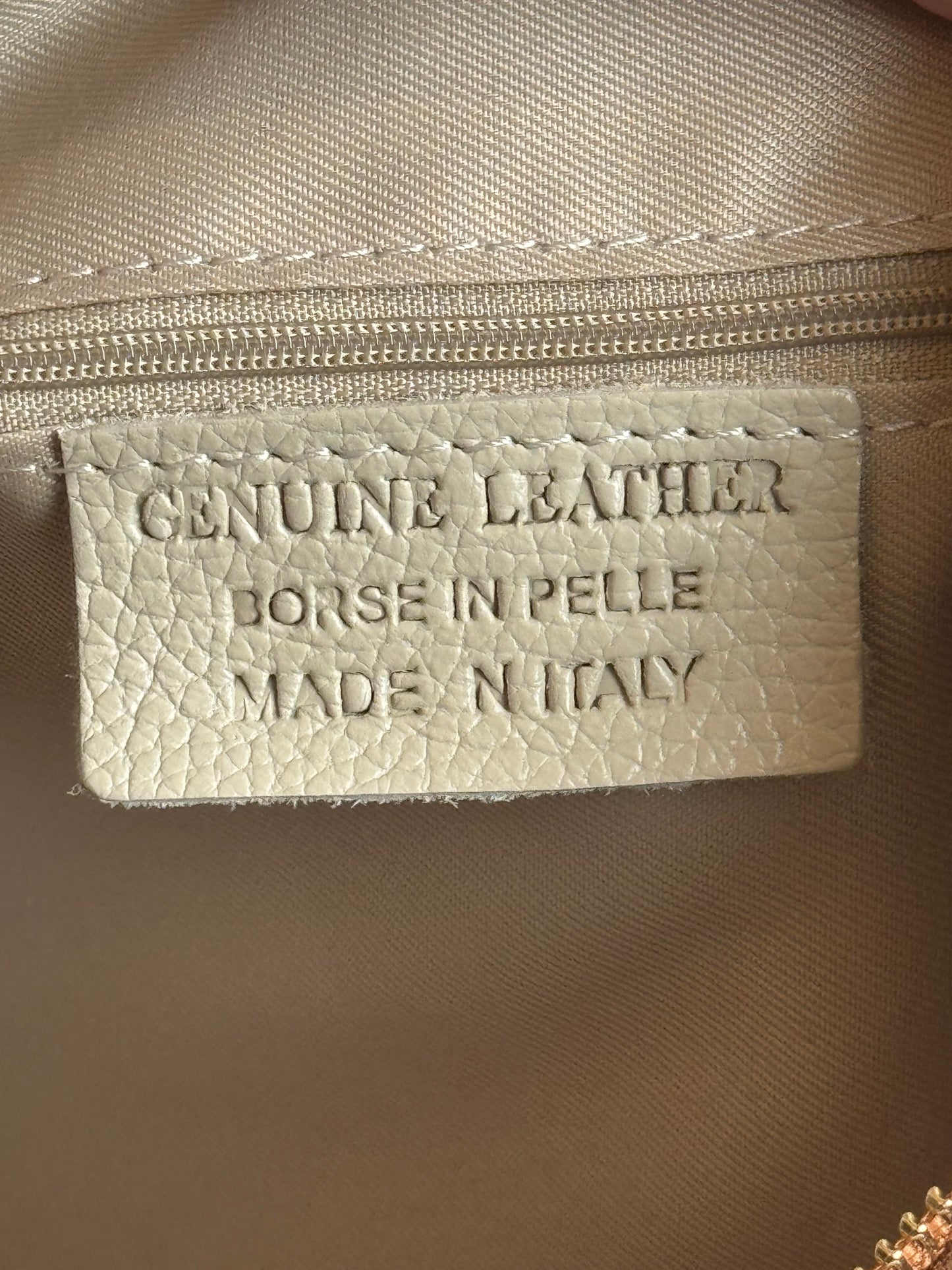 Borsa a spalla Agata camoscio - misura grande, con tracolla lunga