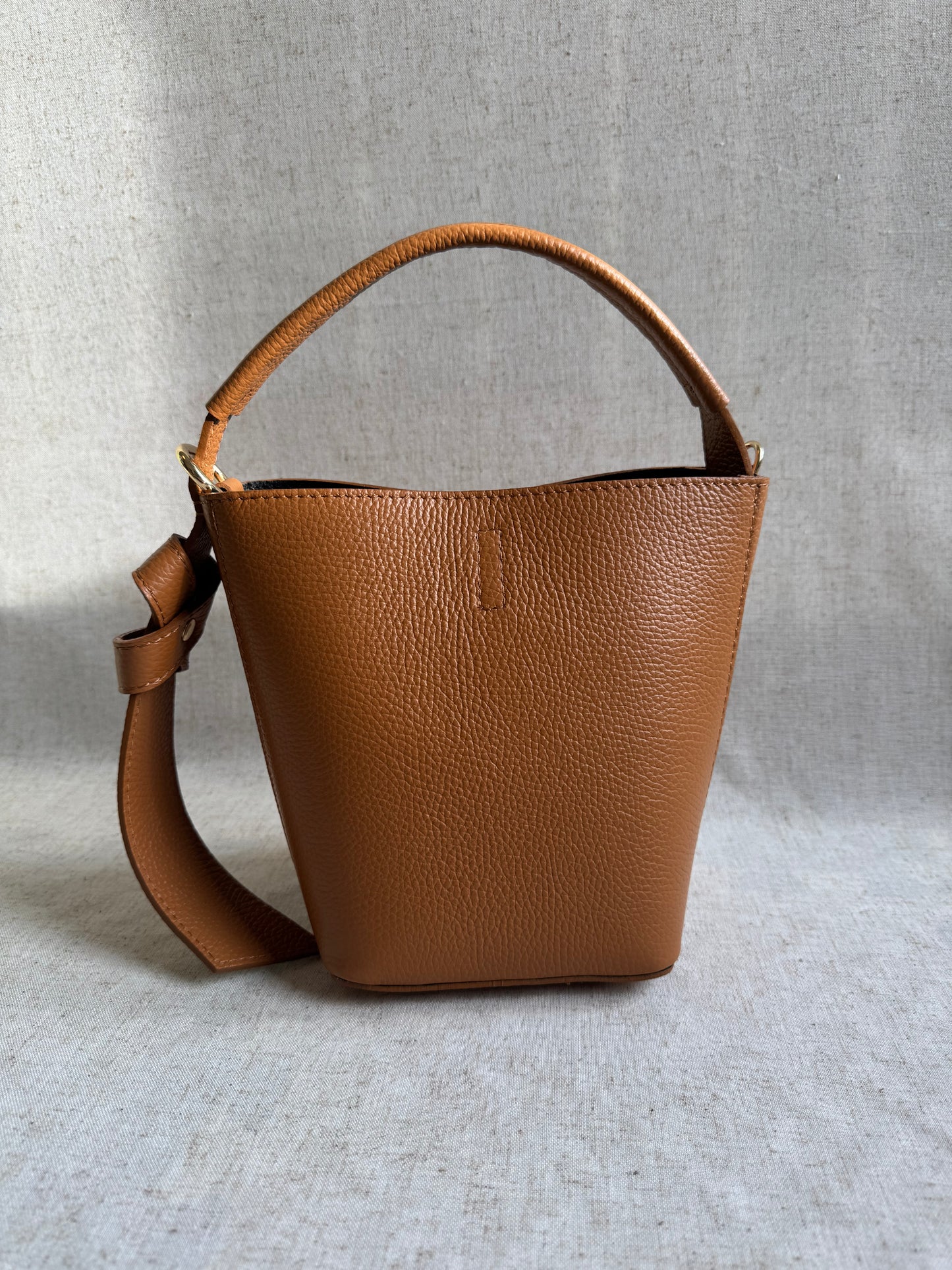 Borsa secchiello Vittoria - con tracolla lunga e pochette