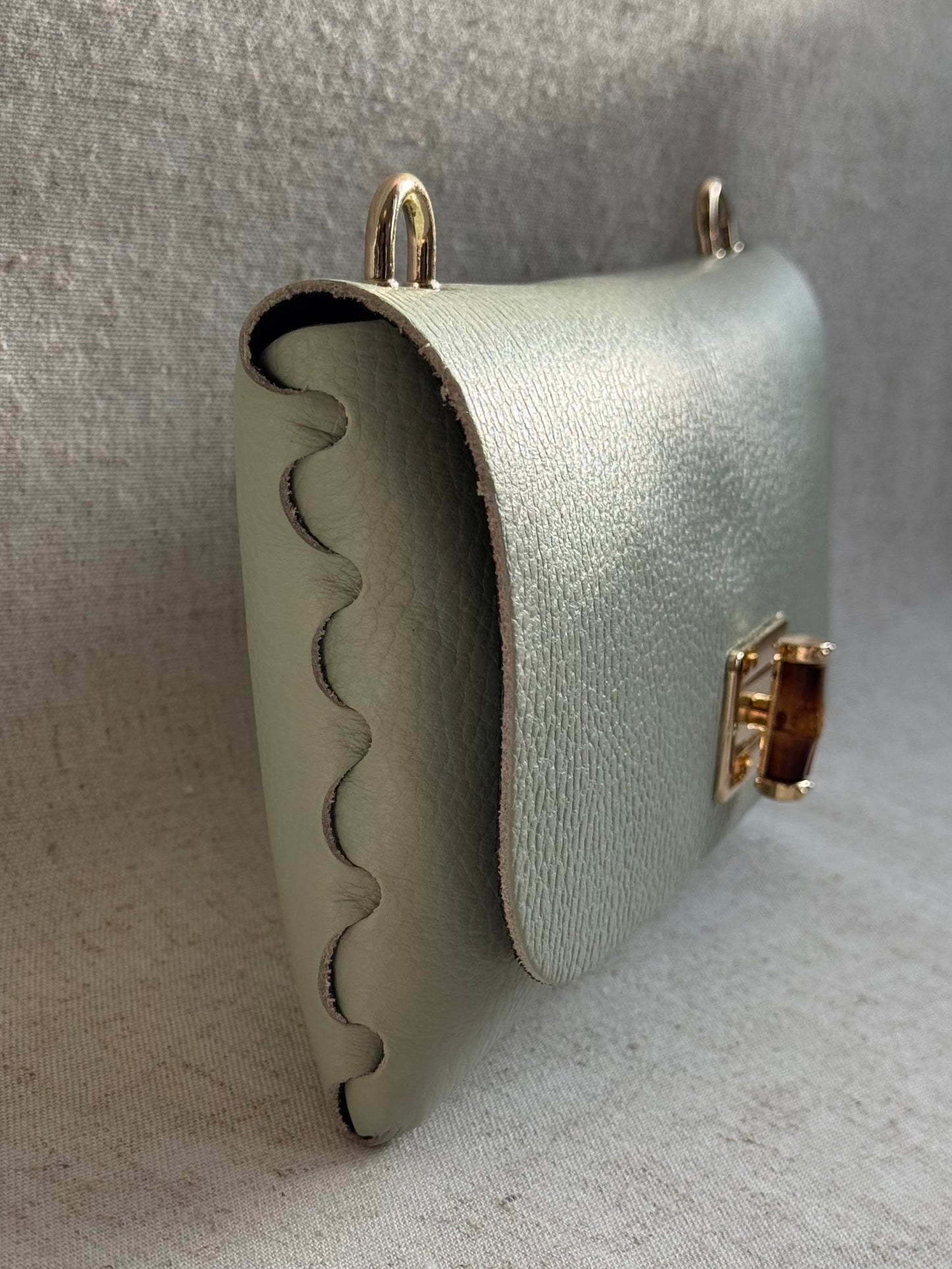 Pochette Alina - con tracolla in catena