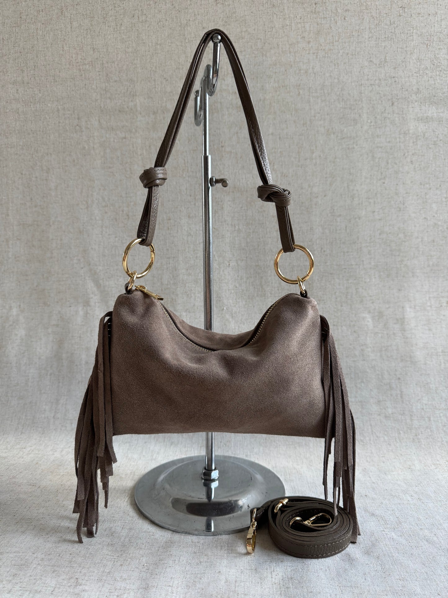Borsa a spalla Agata - misura piccola frange, con tracolla lunga