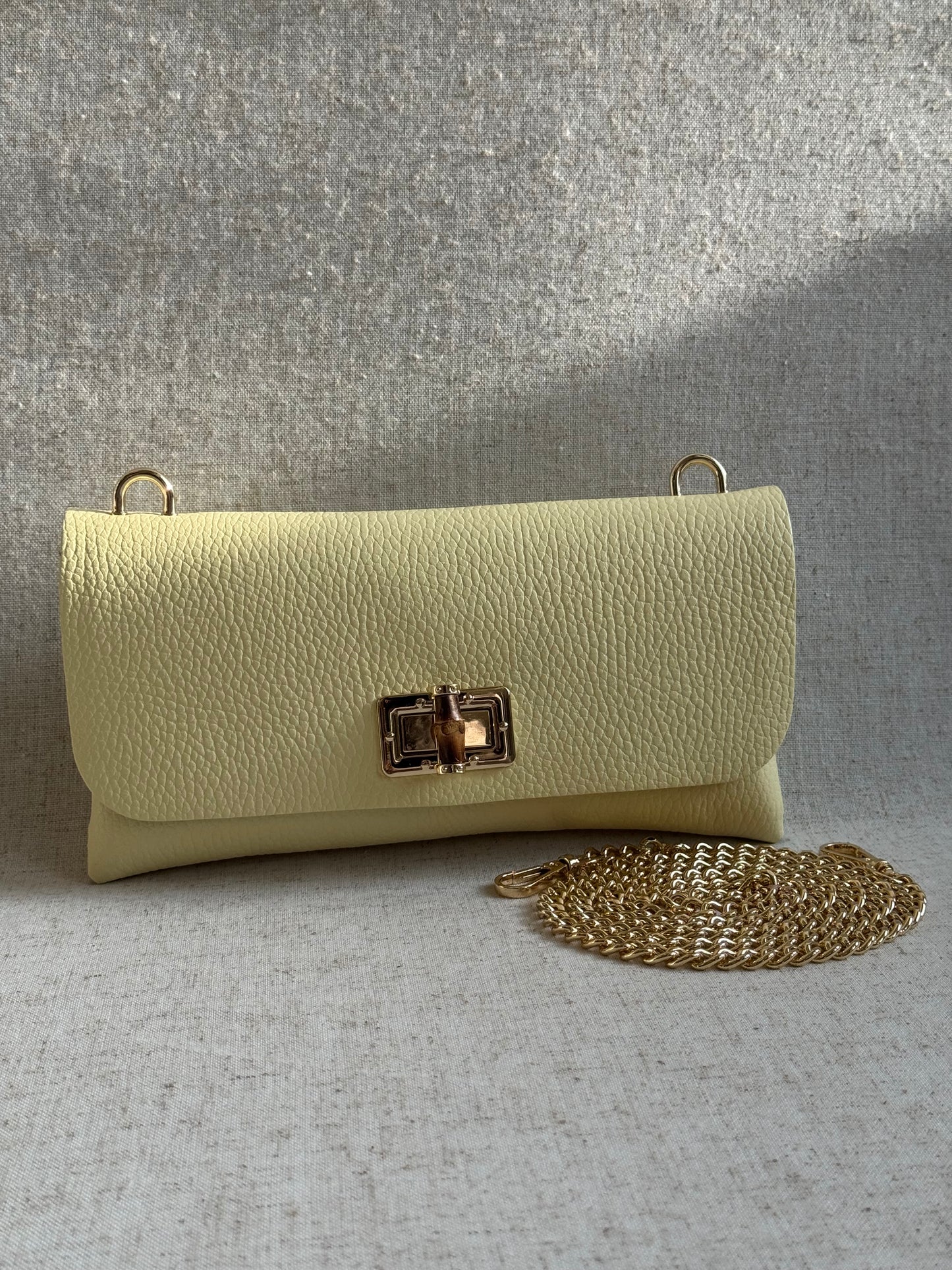 Pochette Alina - con tracolla in catena