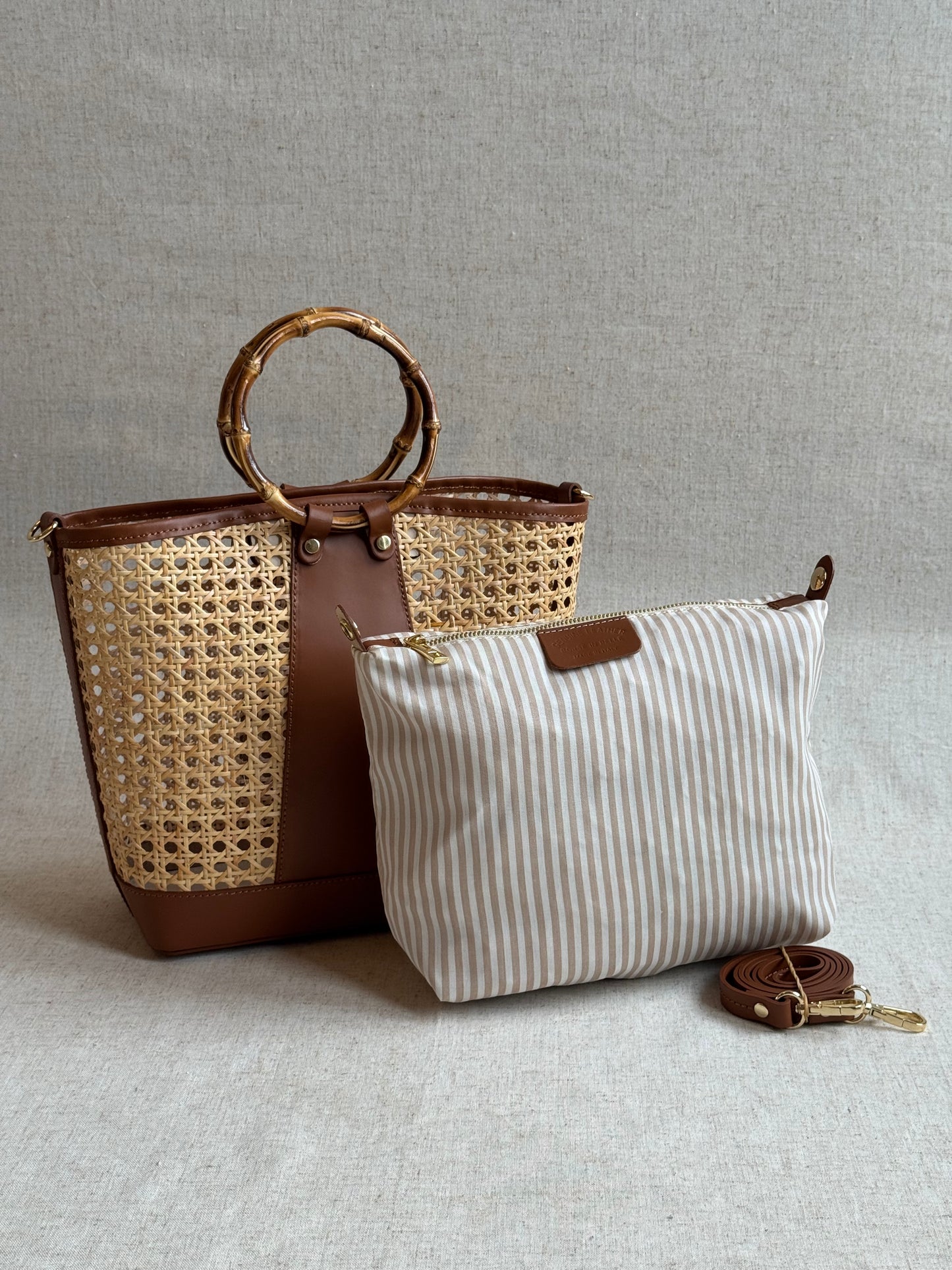 Borsa Atena - misura grande, paglia di Vienna, con tracolla lunga e pochette