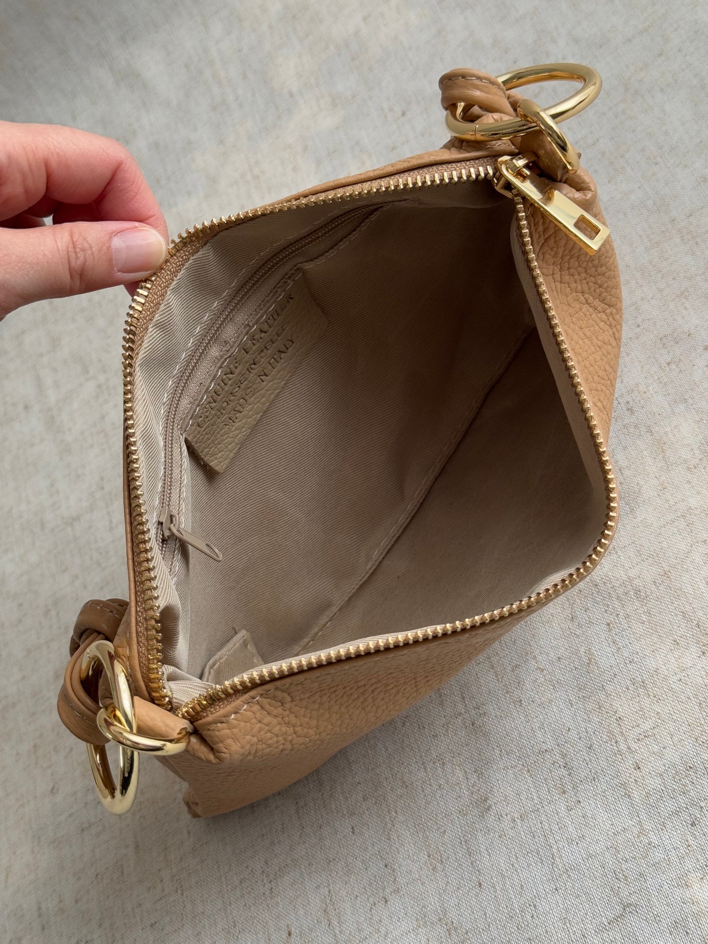 Borsa a spalla Agata - misura piccola, con tracolla lunga