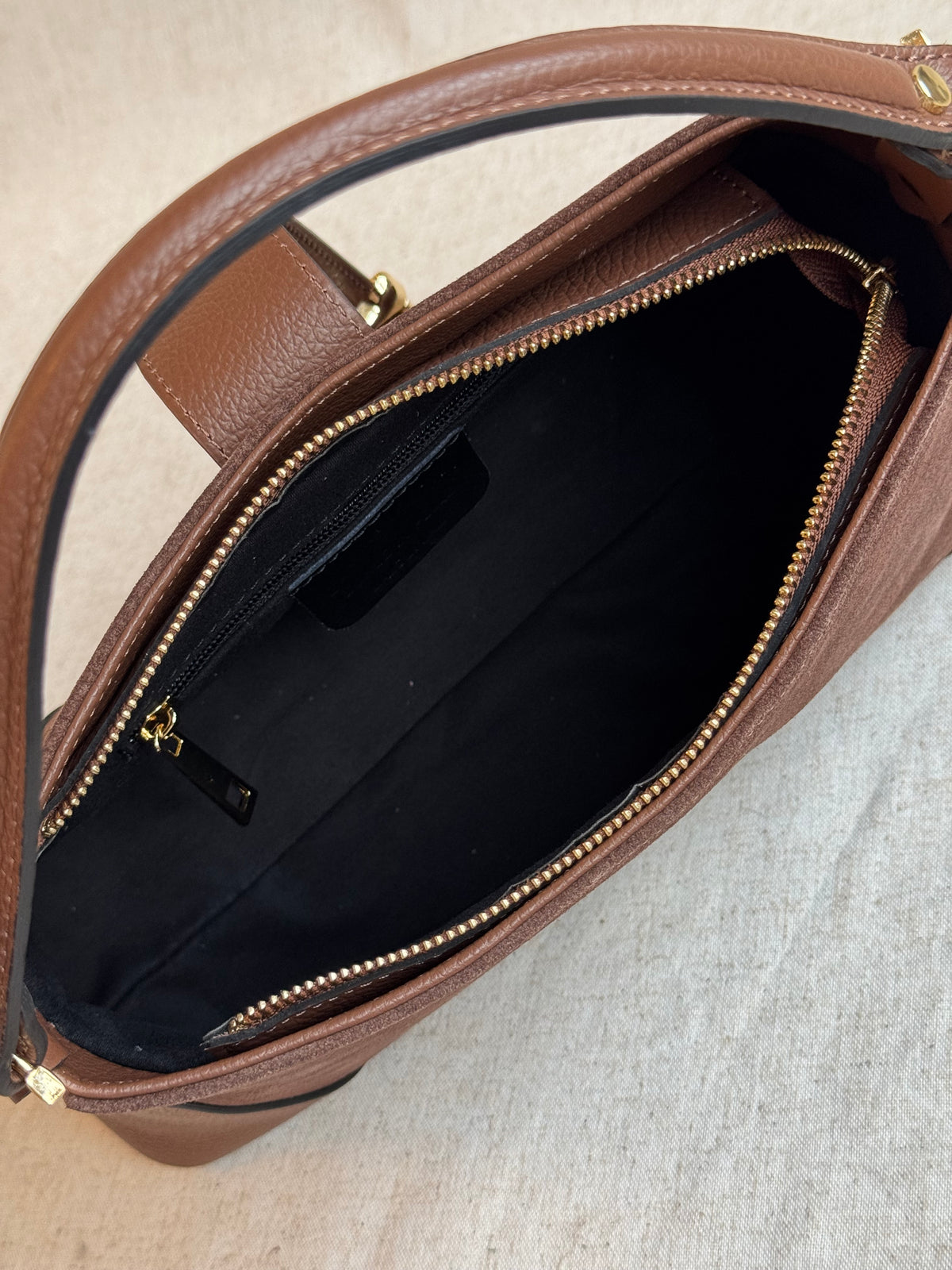 Borsa Cora - camoscio, con tracolla lunga