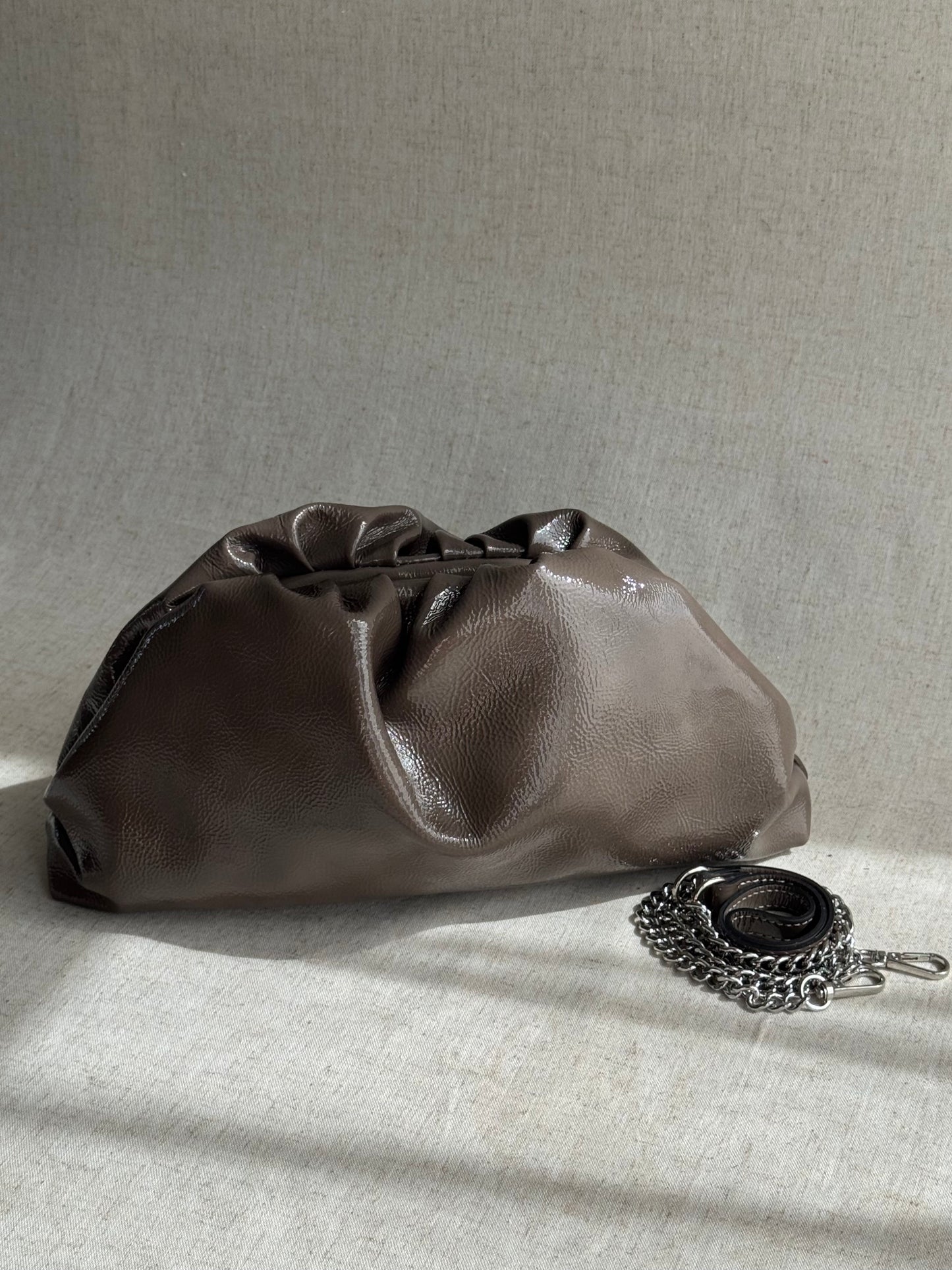 Pochette Claudia - misura grande, tracolla lunga