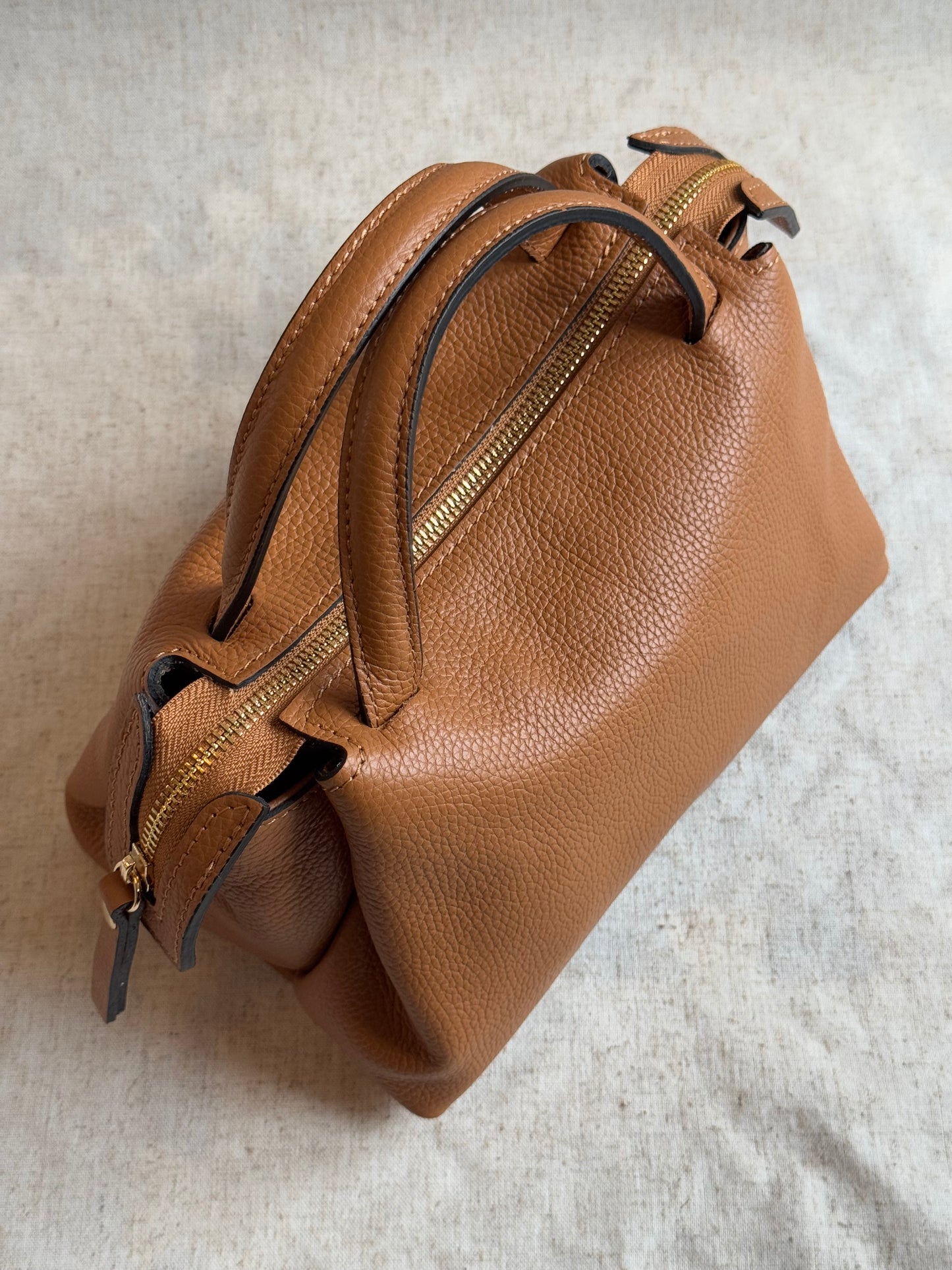 Borsa a mano Grace - misura piccola, con tracolla lunga