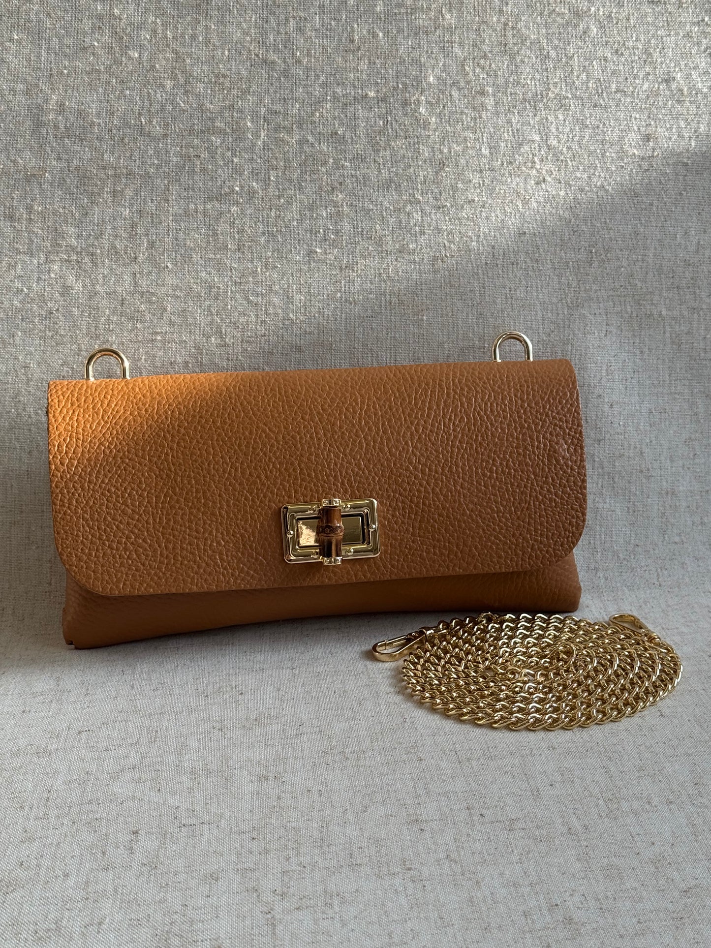 Pochette Alina - con tracolla in catena