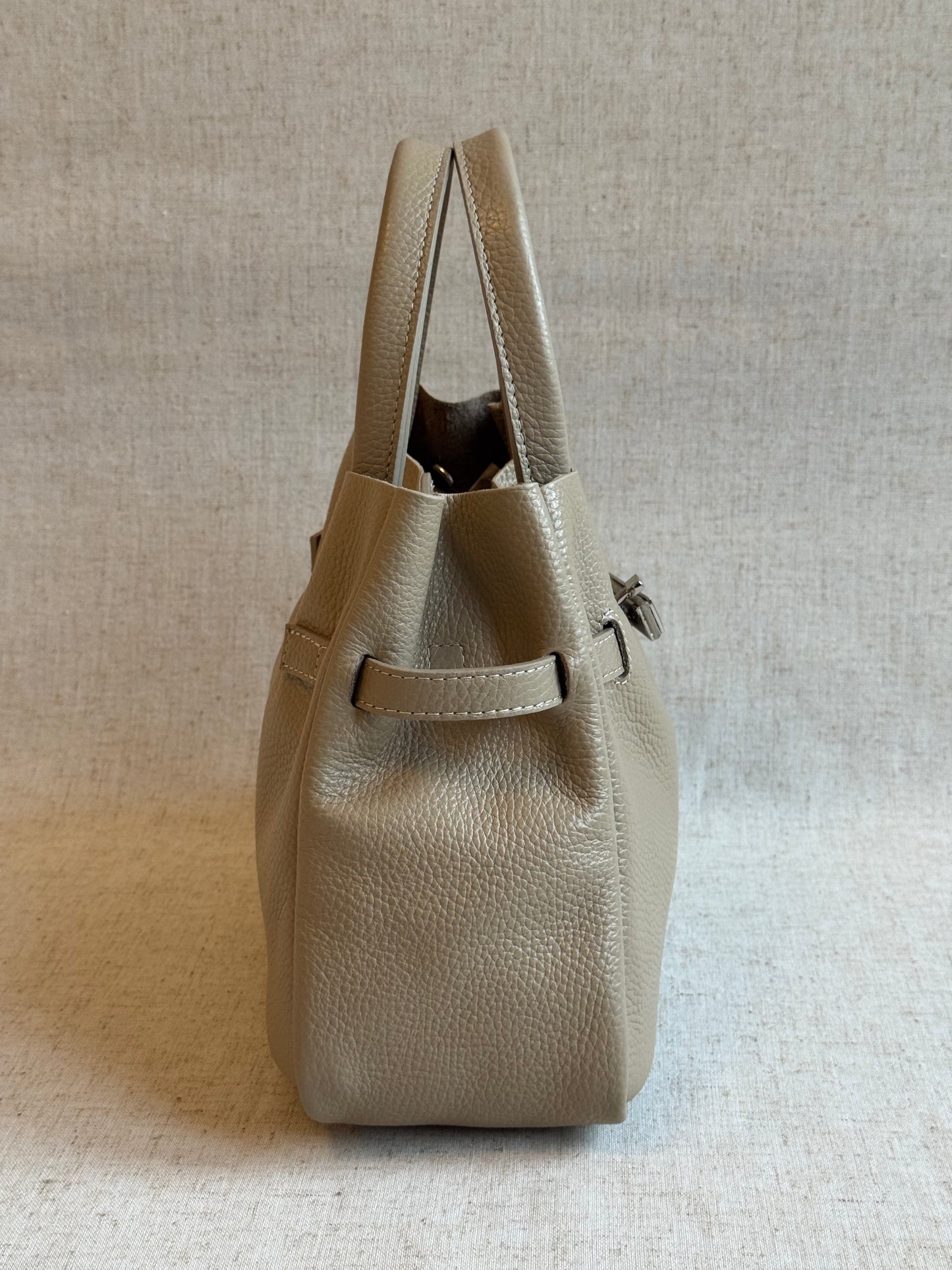 Borsa Soho - misura piccola, con tracolla lunga