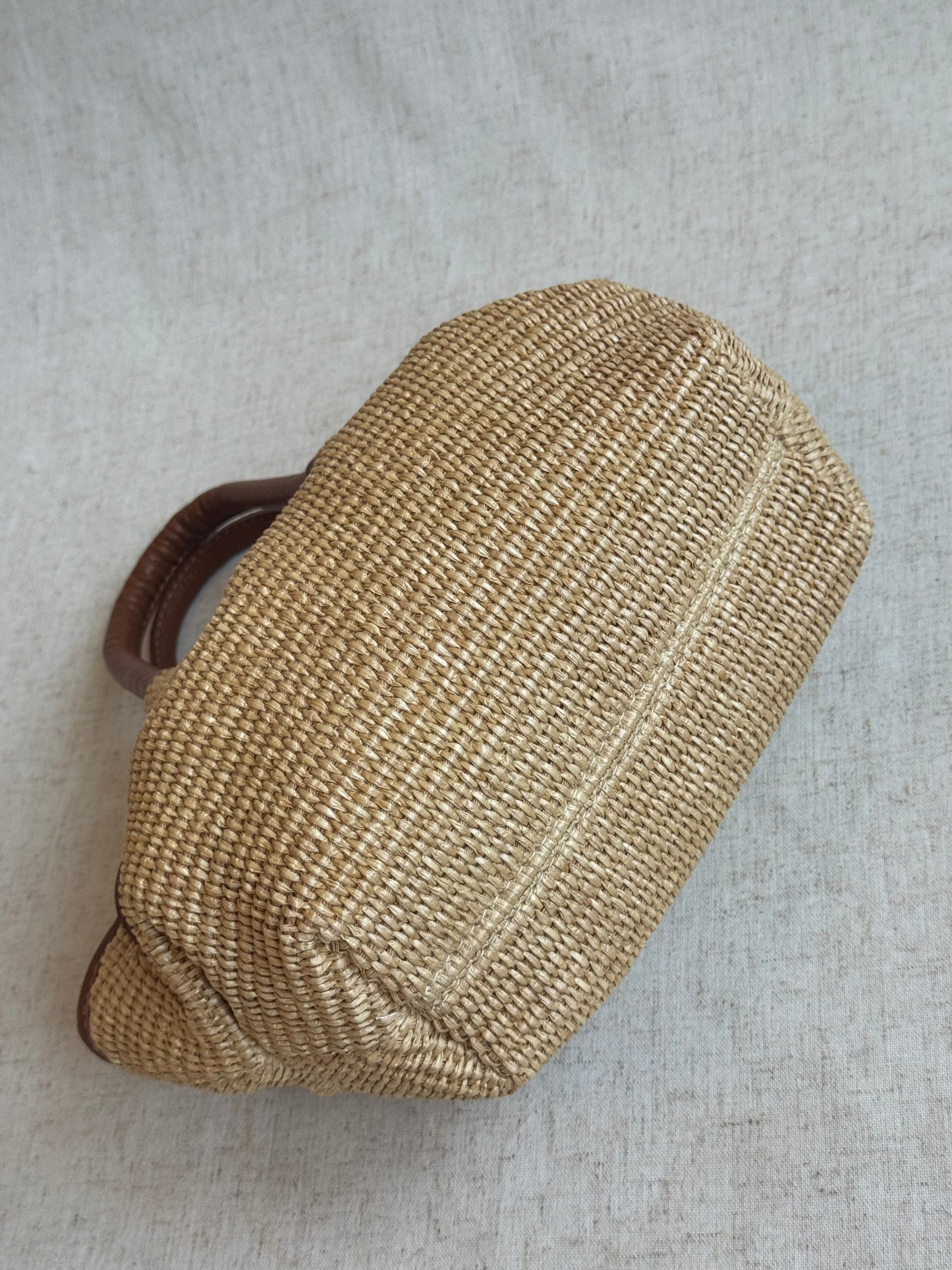 Borsa Laila - rafia, misura piccola, con tracolla lunga