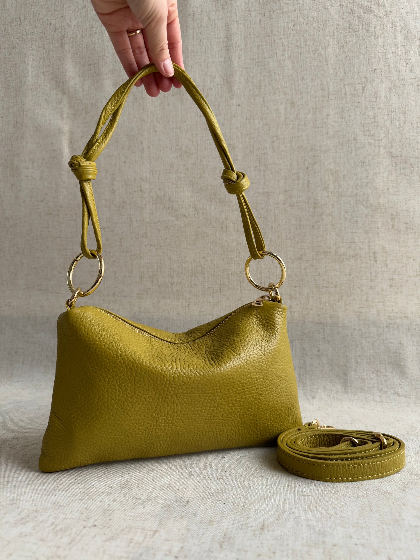 Borsa a spalla Agata - misura piccola, con tracolla lunga