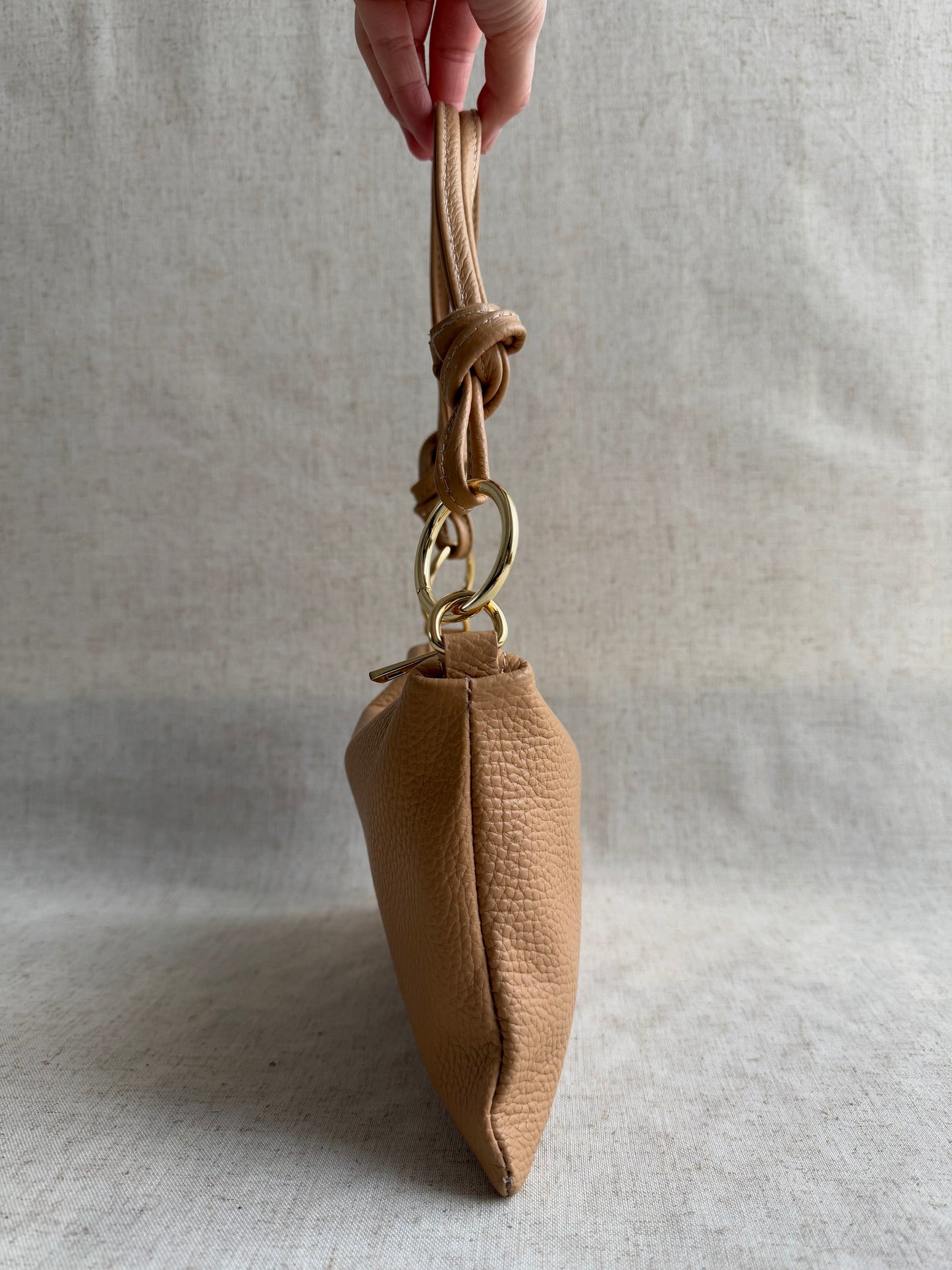 Borsa a spalla Agata - misura piccola, con tracolla lunga